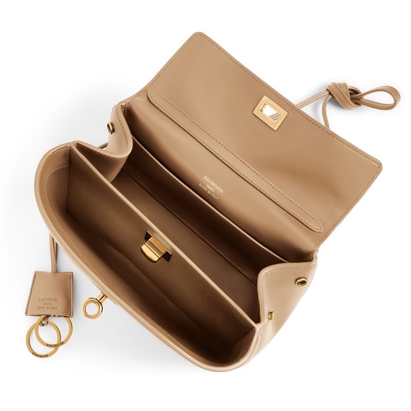 Balenciaga Rodeo - Picture 7 of 17